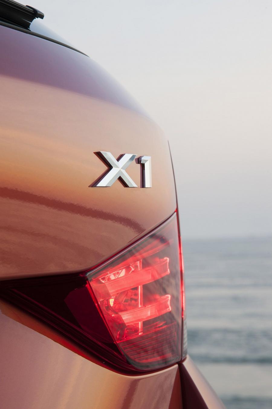  BMW X1 2013 года  (фото 139 из 177)